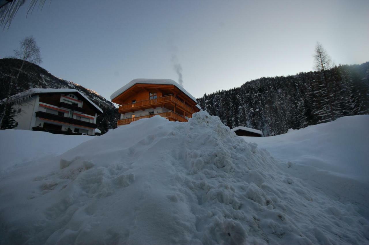 Alpenmond Appartment Halbmond Leutasch Kültér fotó